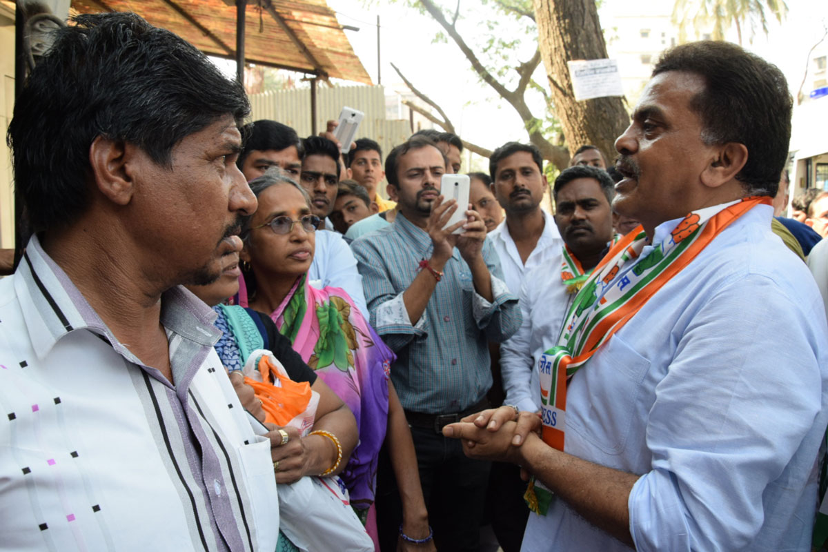 Mumbai Congress President Sanjay Nirupam During "Note Pe Charcha" at Kurla.