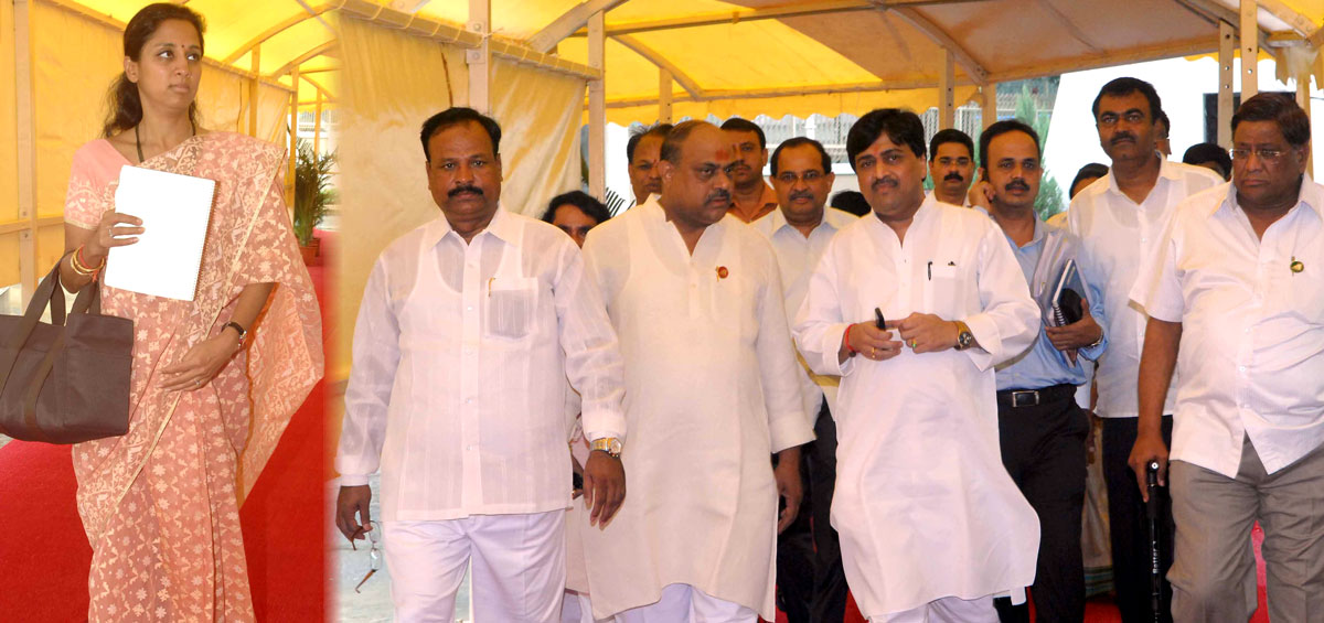 EX CHIEF MINISTER ASHOK CHAVAN & M.P.SUPRIYA SULE AT VIDHAN BHAVAN.