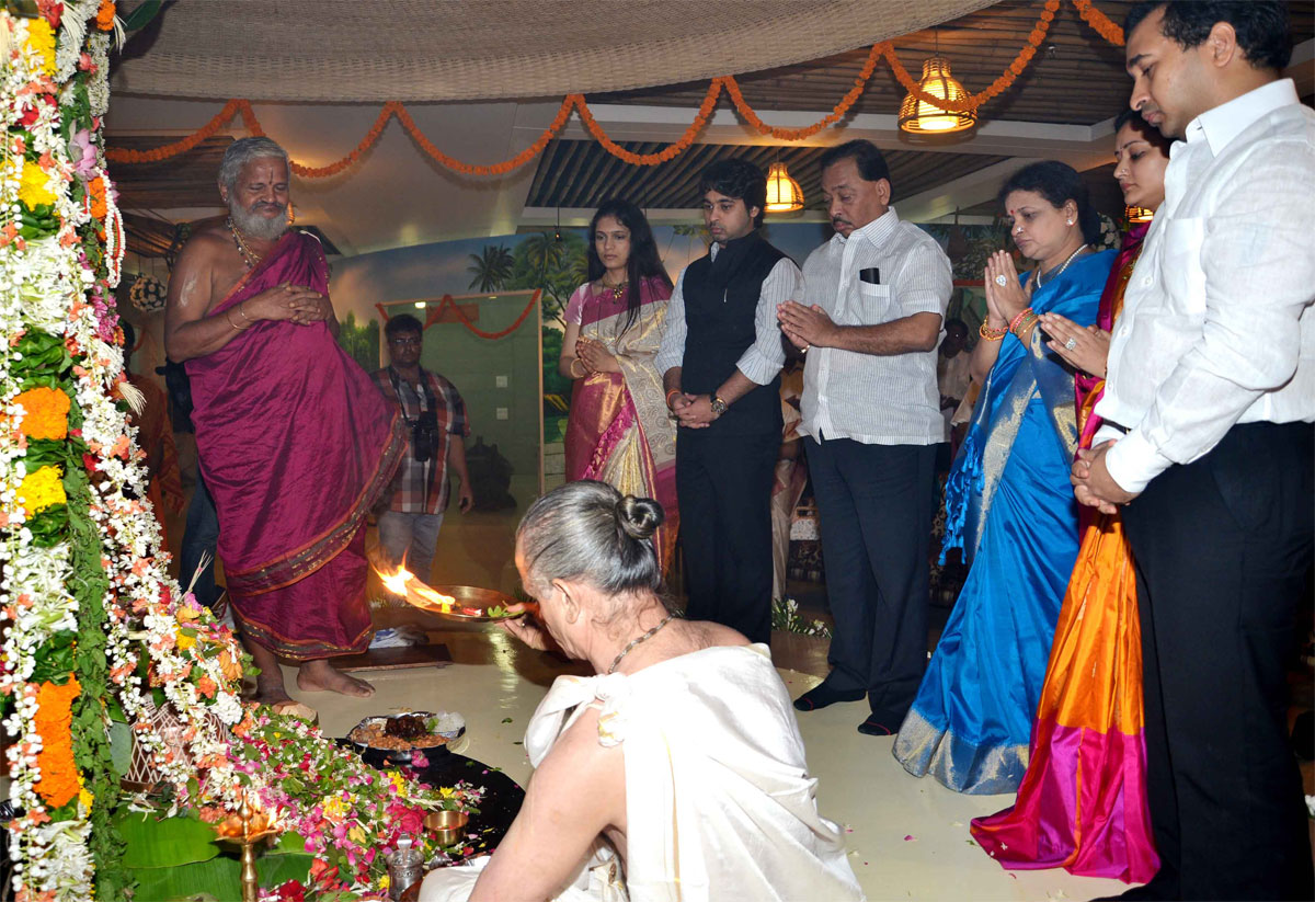 MINISTER NARAYANRAO RANE INAUGURATES SINDHUDURG BHAVAN AT ANDHERI.
