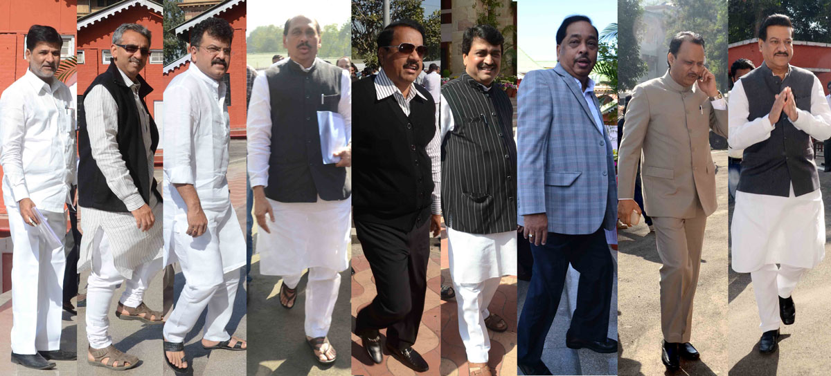 LEADERS at Nagpur vidhan bhavan on 1st day of winter session.