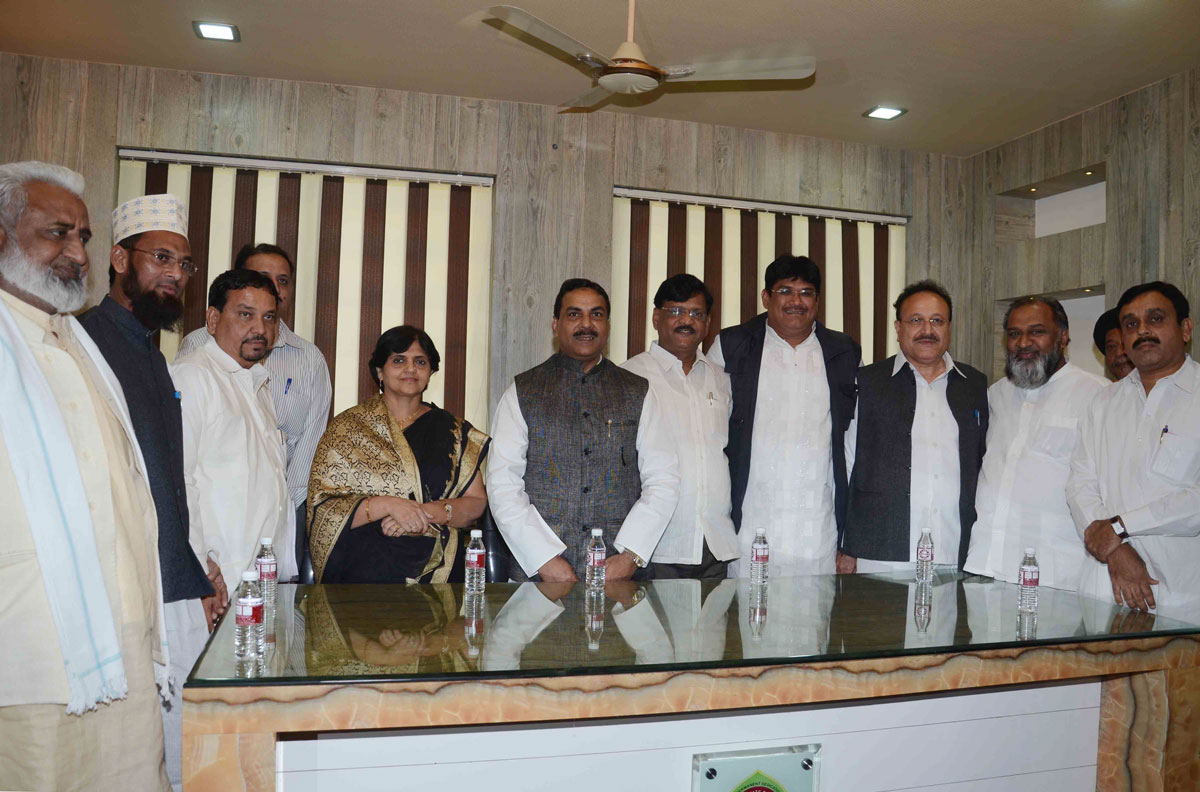 Minister Mohd.Arif Naseem Khan inaugurates WAKF board office of Haj House Nagpur.