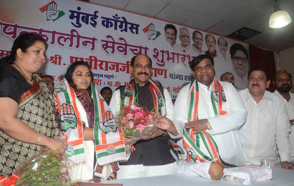 MPCC President Manikrao Thakare & MRCC President Janardan Chandurkar to Handover Charge to newly appointed Mahila Mumbai Congress President Sheetal Mhatre at Rajiv Gandhi bhavan.