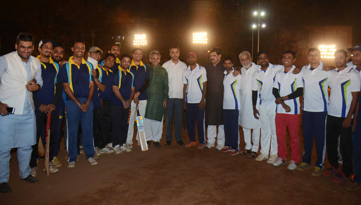 South Mumbai District Minority Dept President Shehzad Yusuf Abrahani Organised Day& Night Cricket Tournament by name of Congress Leader Murlibhai Deora Cup at YMCA Ground Agripada.