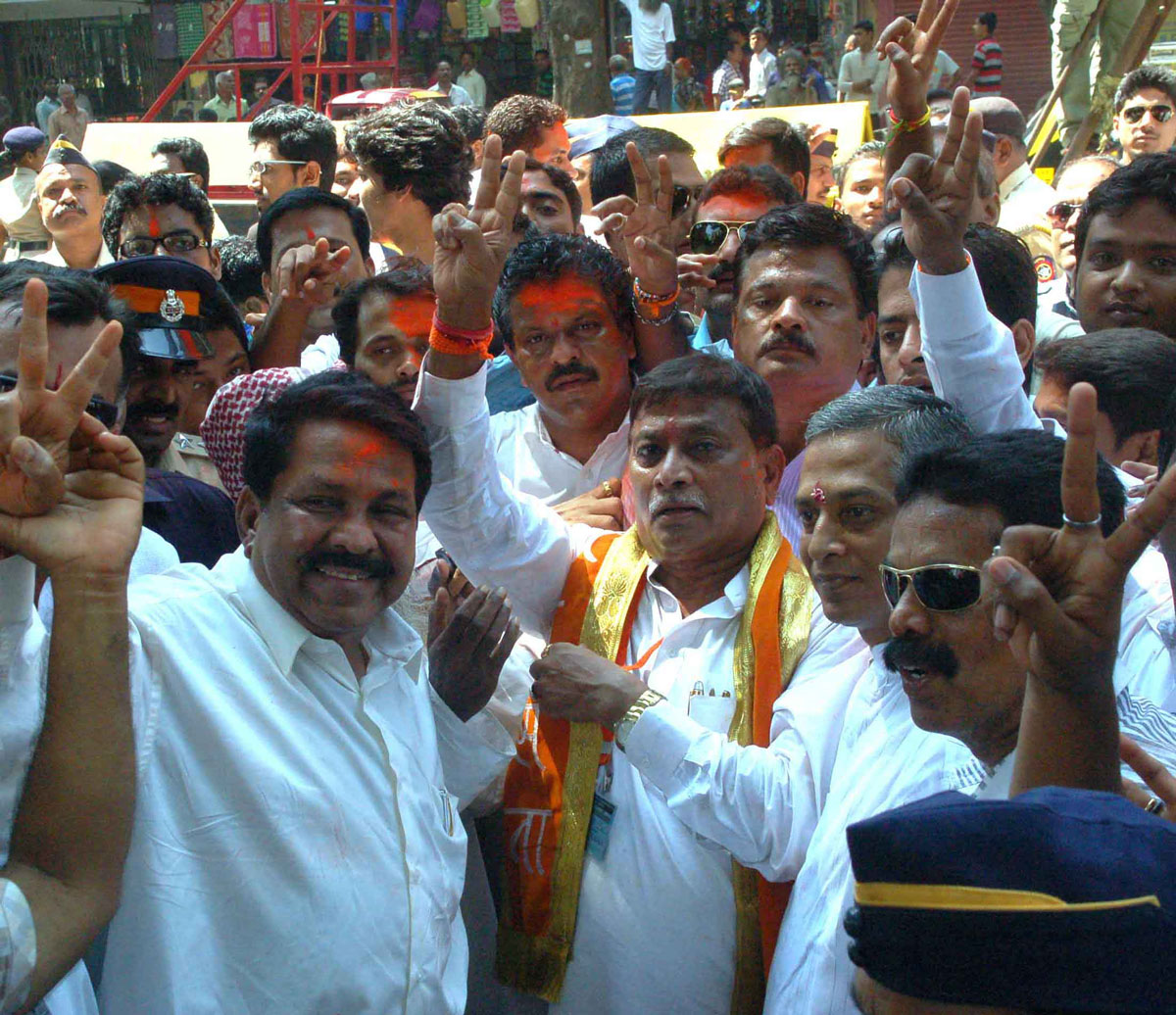 Shivsena Sewree Assembly Candidate Ajay Chowdhary Wins.