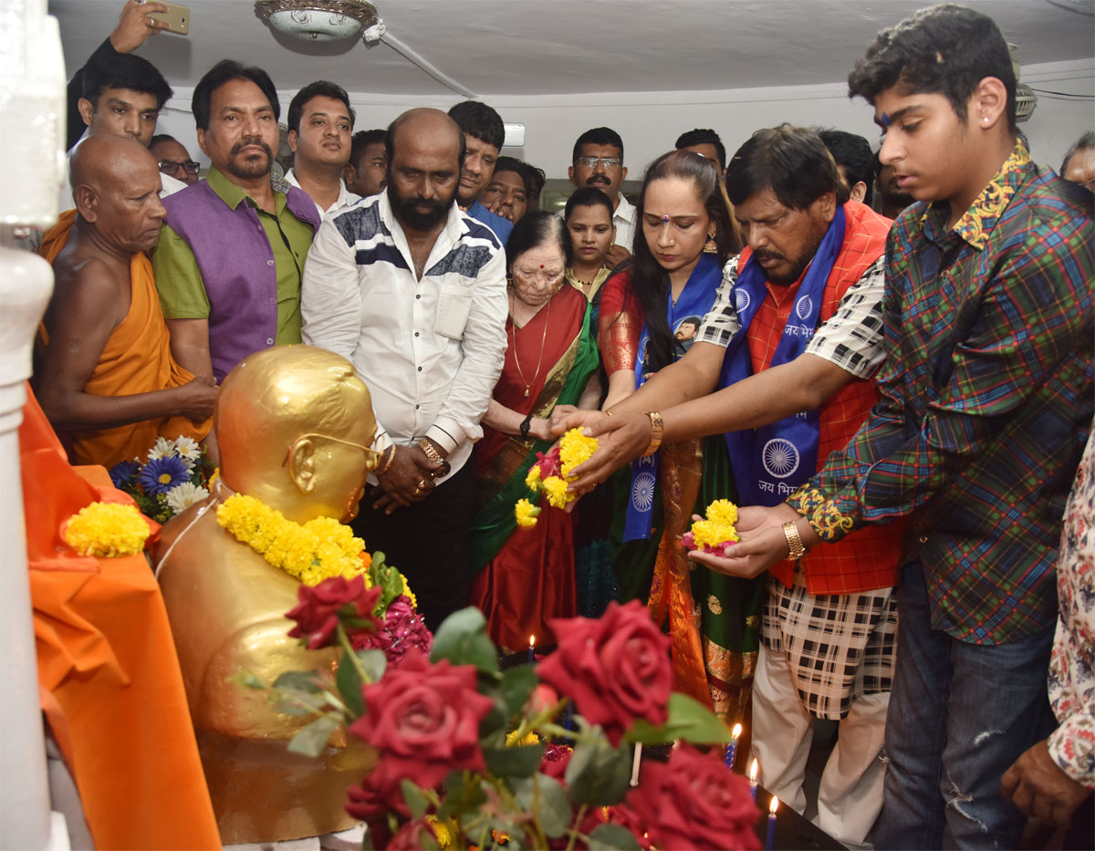 RPI Mass Leader MOS Ramdas Athawale Welcomed at Mumbai Airport & Felicitated by Party Workers after 2nd Term Swearing Ceremony as Union Minister.
