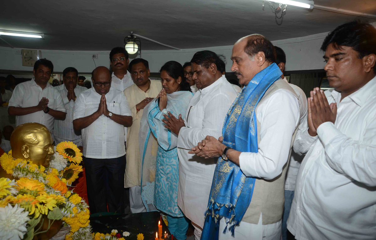 NEWLY APPOINTED MUMBAI CONGRESS PRESIDENT PROF. JANARDAN CHANDURKAR AT CHAITYA BHOOMI DADAR.