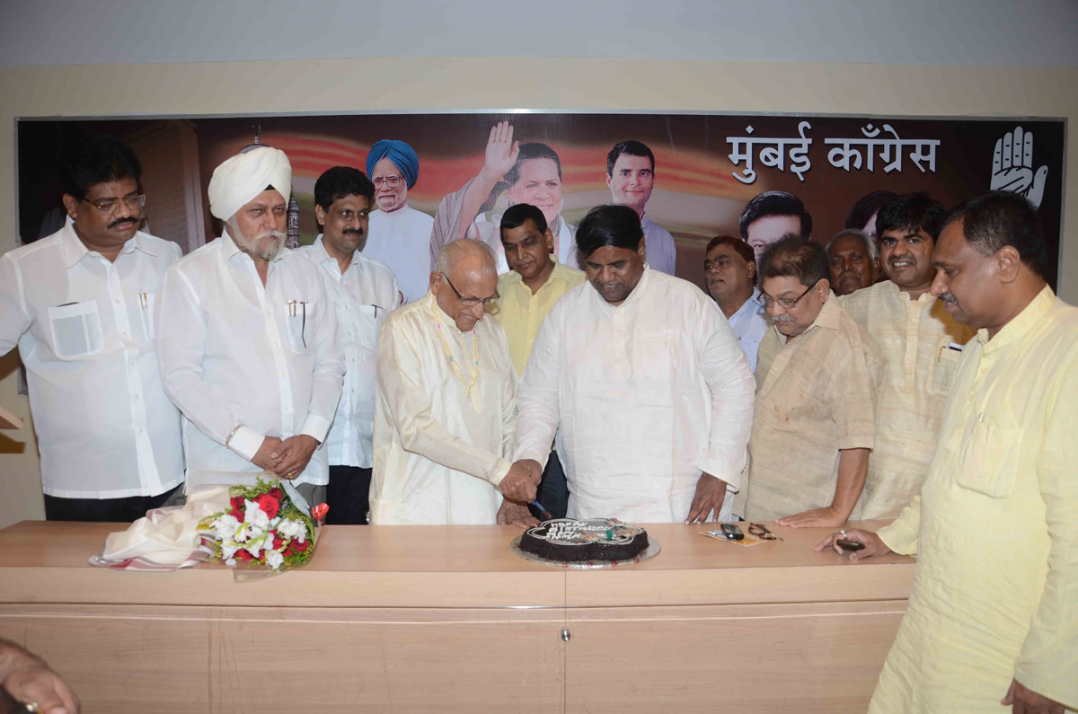 SENIOR CONGRESS PARTY LEADER & EX. MPCC PRESIDENT N.M.KAMBLE BIRTHDAY CELEBRATION AT MRCC RAJIV GANDHI.