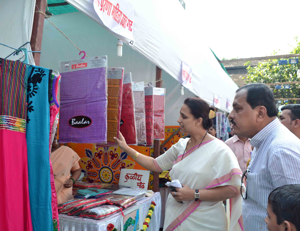 DIWALI SPECIAL MAHILA MELAVA AT BYCULLA.