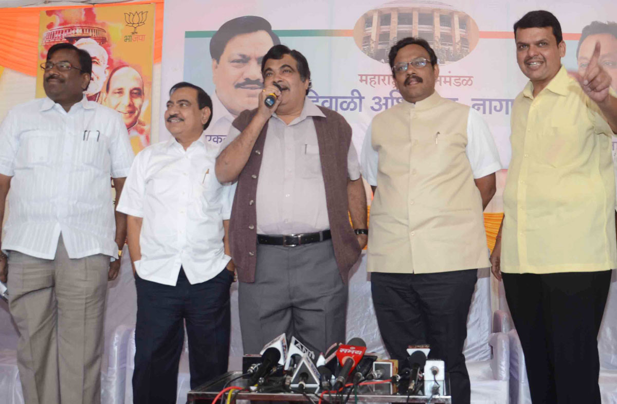 BJP leaders at Nagpur during 8th day of winter session.