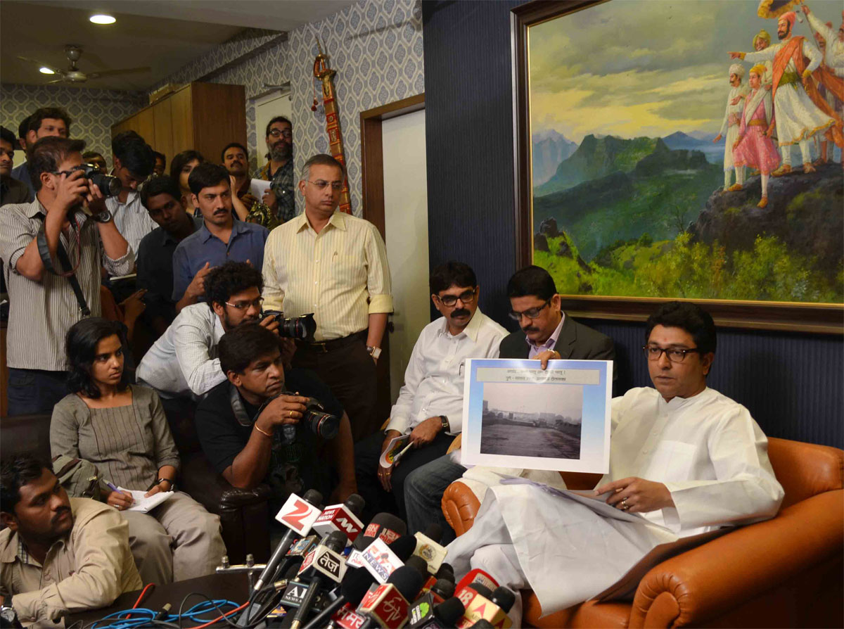 MNS Chief Raj Thakarey Press Conference at Krishna Kunj Dadar.