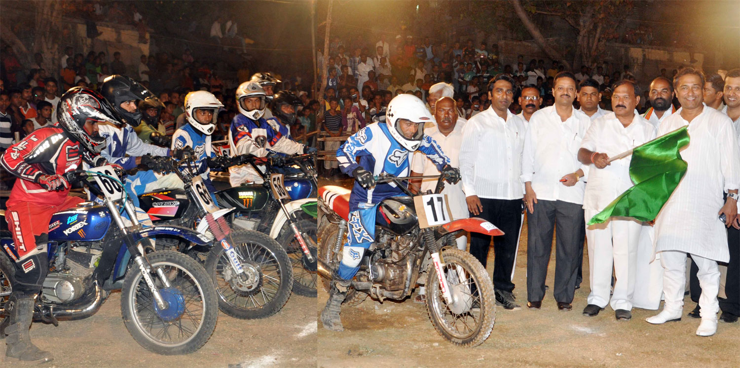 MLA KALIDAS KOLAMBKAR IN DIRT BIKE RACE-2011 AT NAIGAON.