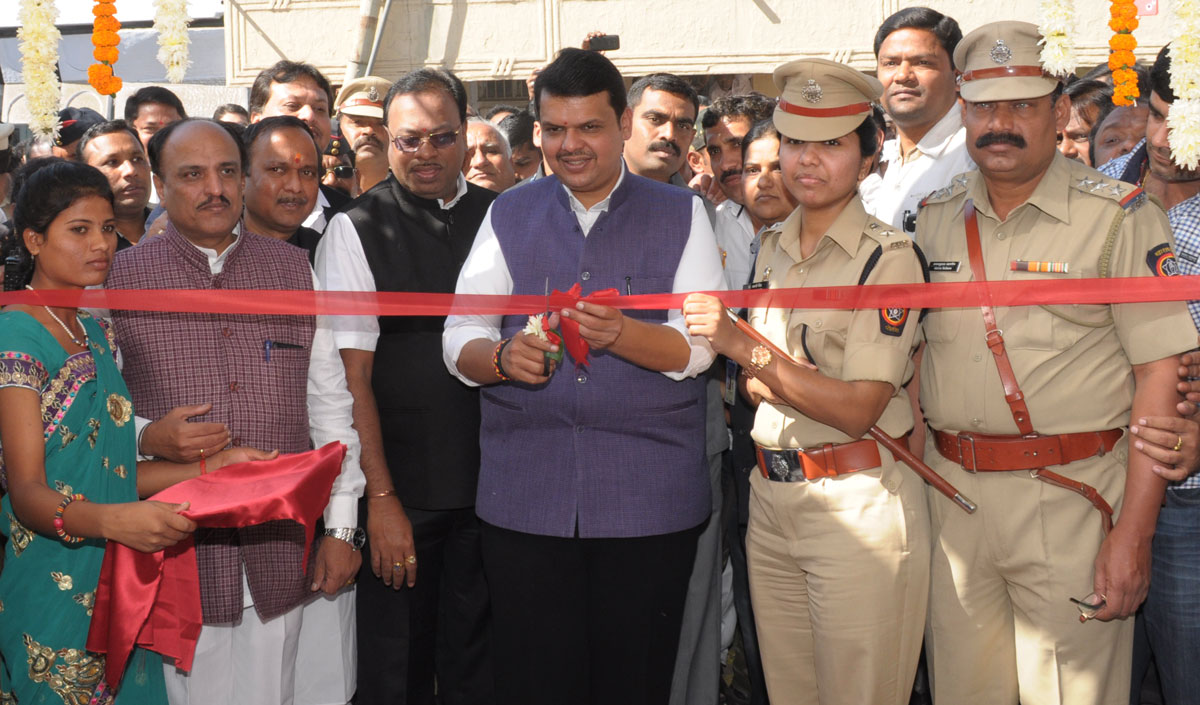 Chief Minister of Maharashtra Devendra Fadnavis Inaugurating Old Kamptee Police Station at Nagpur.