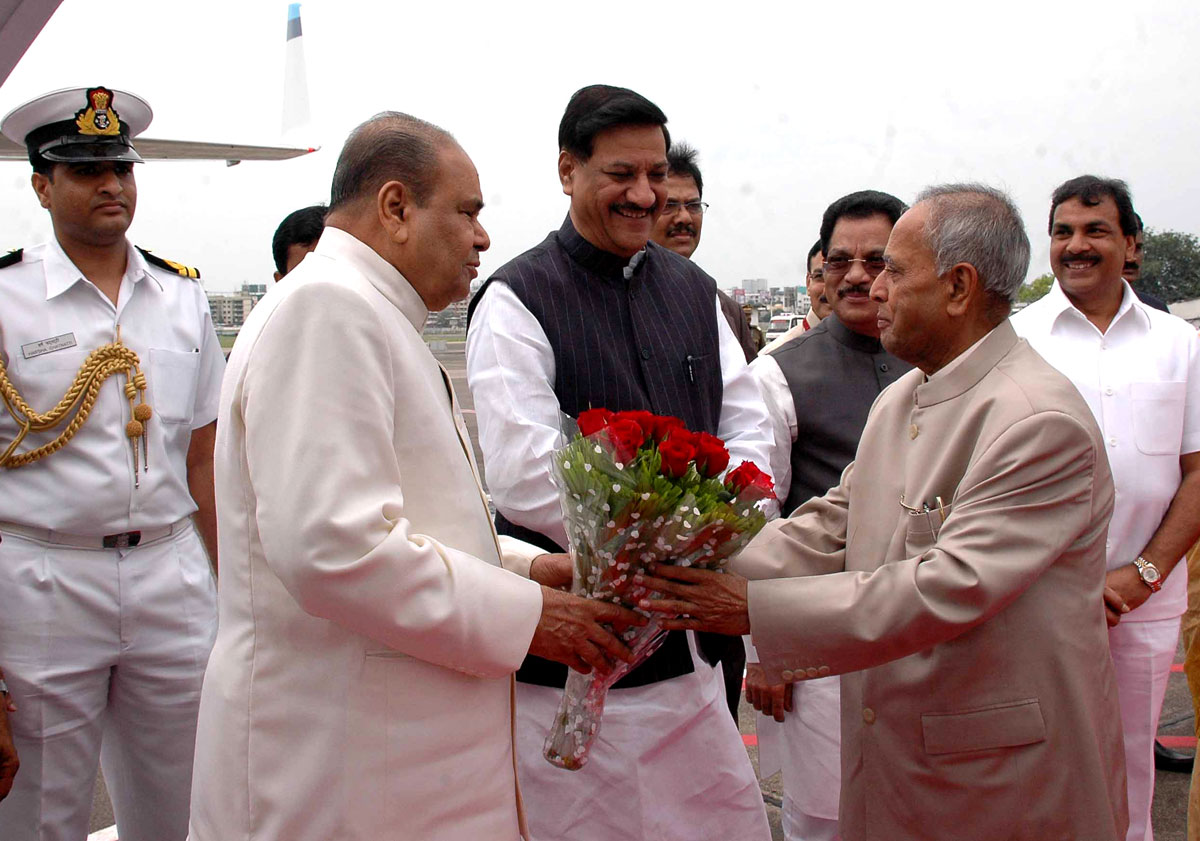 PRESIDENT OF INDIA PRANAB MUKHERJEE VISITS MUMBAI.
