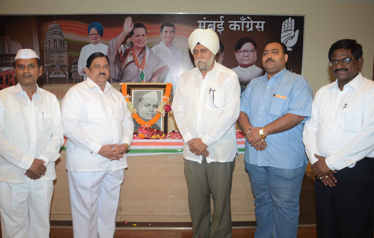Mumbai Congress to Tribute former Chief Minister of Maharashtra Late.Yashwantrao Chavan on his Birth Anniversary at Rajiv Gandhi Bhavan.