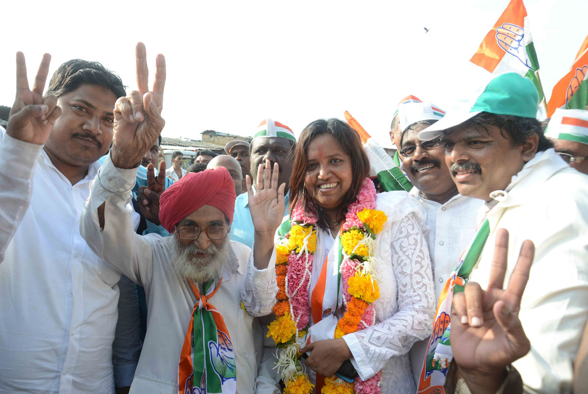 178-Dharavi Assembly Congress Candidate Varsha Gaikwad Filed Nomination Form.