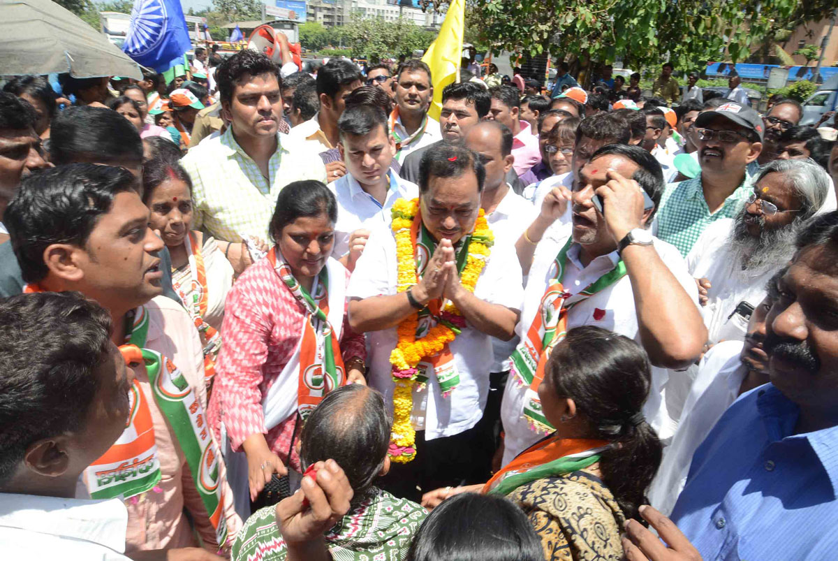 176-Bandra(E) Assembly Constituency Congress-NCP Candidate Narayanrao Rane Rally From Jaihind Nagar To Nirmal Nagar Bandra.