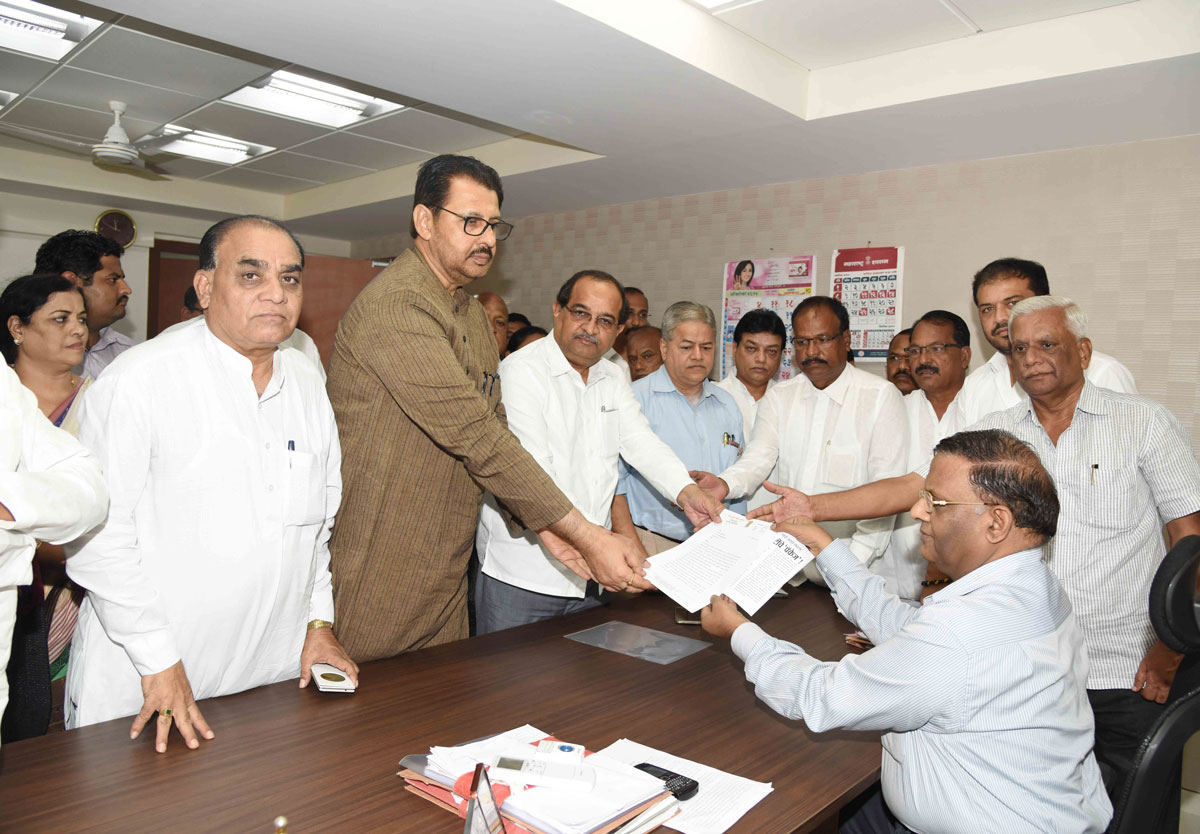 MPCC Parliamentary Board Meeting at Gandhi Bhavan Nariman Point.