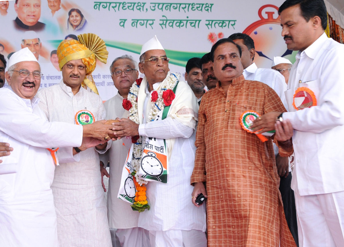 DY CHIEF MINSITER AJITDADA PAWAR AND STATE NCP PRESIDENT MADHUKARRAO PICHAD AT BEED.