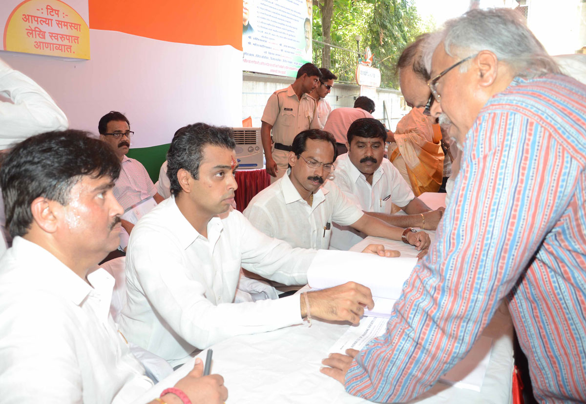 UNION MINISTER OF STATE & MP.MILIND DEORA VISIT SOUTH MUMBAI ASSEMBLY.
