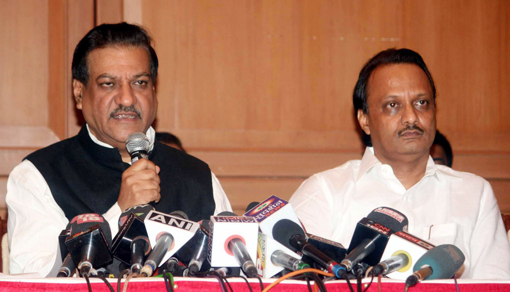 NEW CHIEF MINISTER PRITHVIRAJ CHAVAN  & DY.CHIEF MINISTER AJITDADA PAWAR PRESS CONFERENCE.