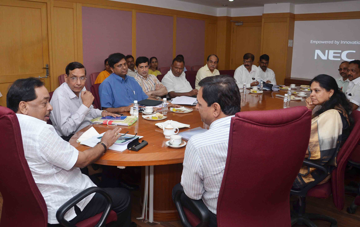 MINISTER NARAYANRAO RANE MEETING AT MANTARALAYA.