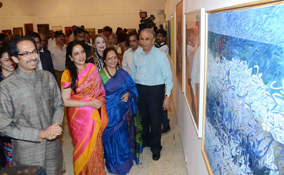 Shivsena President Udhav Thakre During Inauguration of Camlin Celebrating 50Year's Of Camel Color's Painting Exhibition at Jehangir Art Gallery Kala Ghoda.