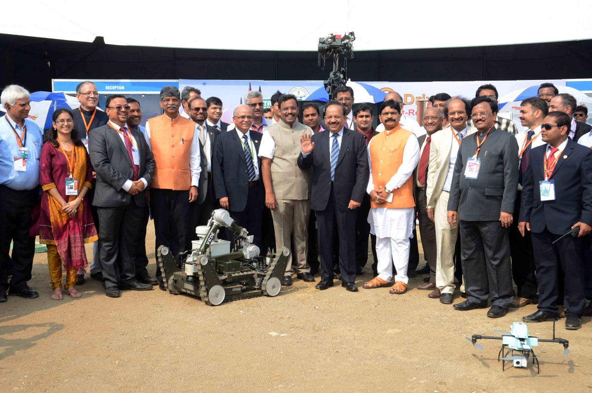 Pride of India Expo102nd Indian Science Congress Inauguration by hands of Union Minister for Science & Technology Dr.Harsh Vardhan at BKC,MMRDA Ground.