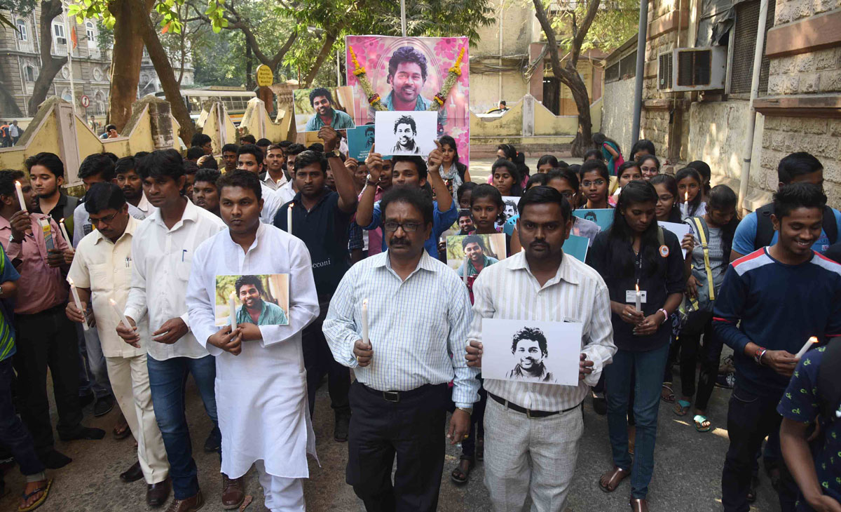 Siddharth College Students Peace Candle March to Protest against Govt on Dalit Phd Scholar Rohit Sucide at Hyderabad University at Buddha Bhavan.
