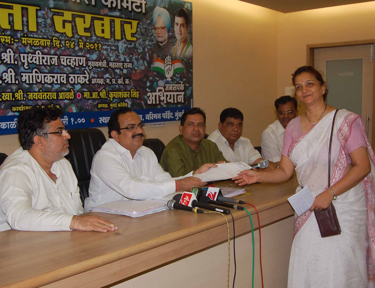 MINISTER SANJAY DEVTALE ON JANTA DARBAR AT GANDHI BHAVAN.