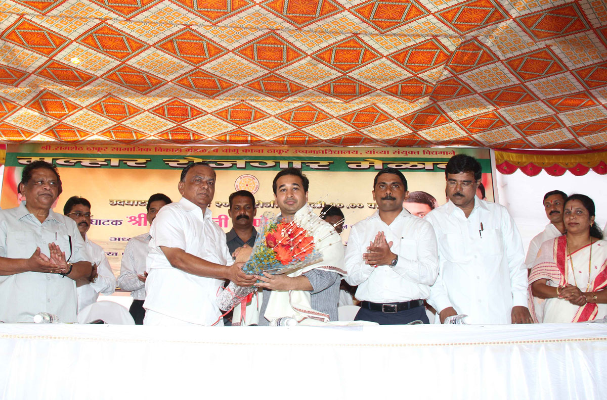JOB FAIR BY MLA PRASHANT THAKUR INAUGURATED BY YUVA CONGRESS LEADER & SWABHIMAAN SANGHATANA PRESIDENT NITESH RANE AT PANVEL.
