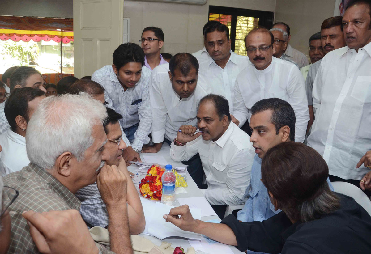 MP.& Union Minister Milind Deora Interactive Session & get-together with Marine Drive Residents Group & Association.