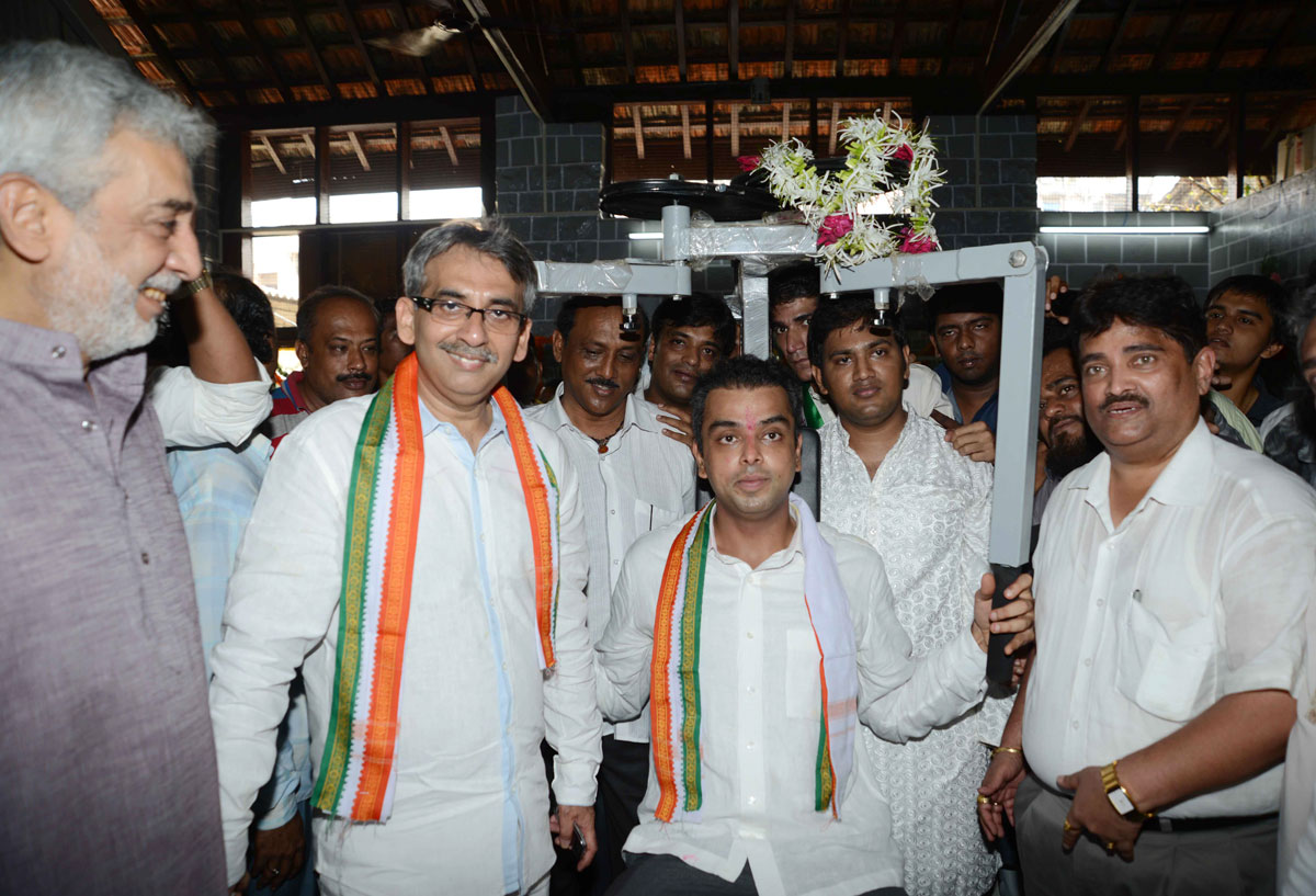 MP.& UNION MINISTER OF STATE MILIND DEORA & MLA AMIN PATEL IN SOUTH MUMBAI MUMBADEVI ASSEMBLY.