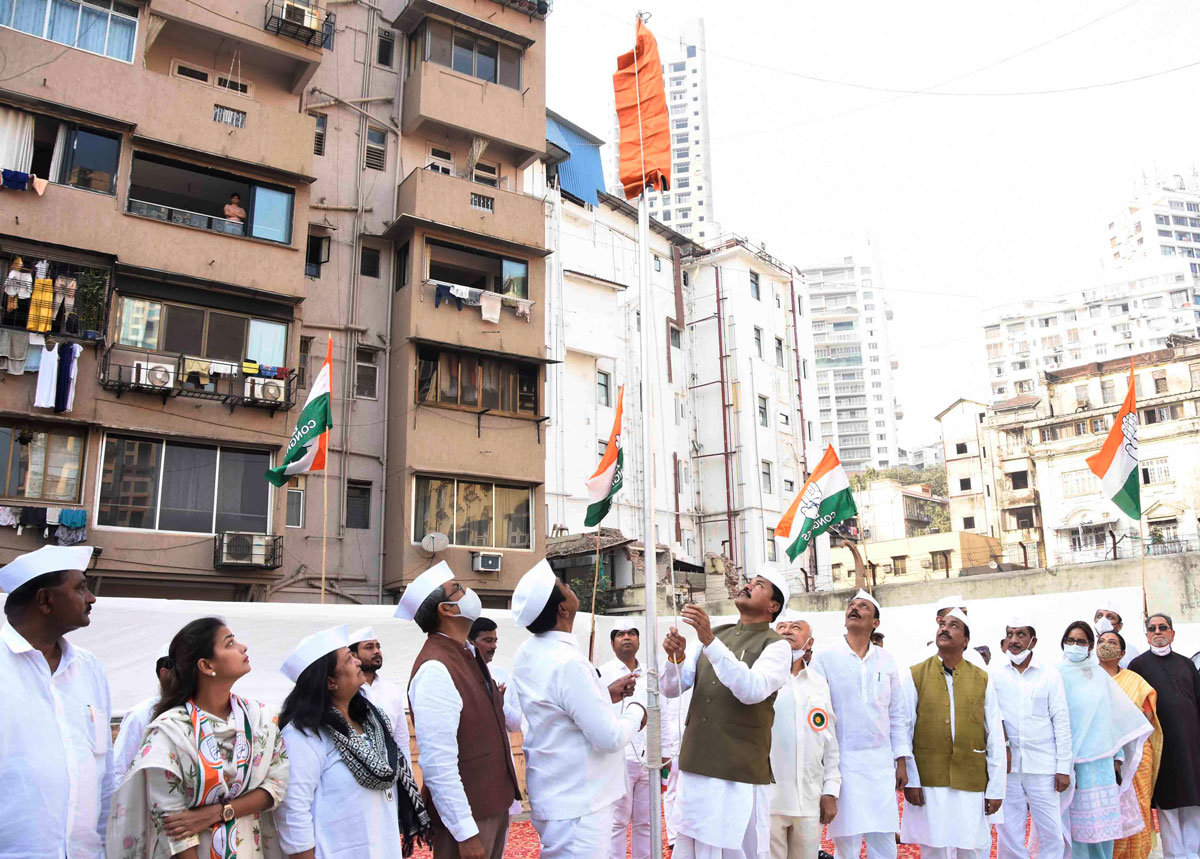 Newly Appointed MPCC President Nana Patole with Team Flag Hosting at Tejpal Hall August Kranti Maidan.