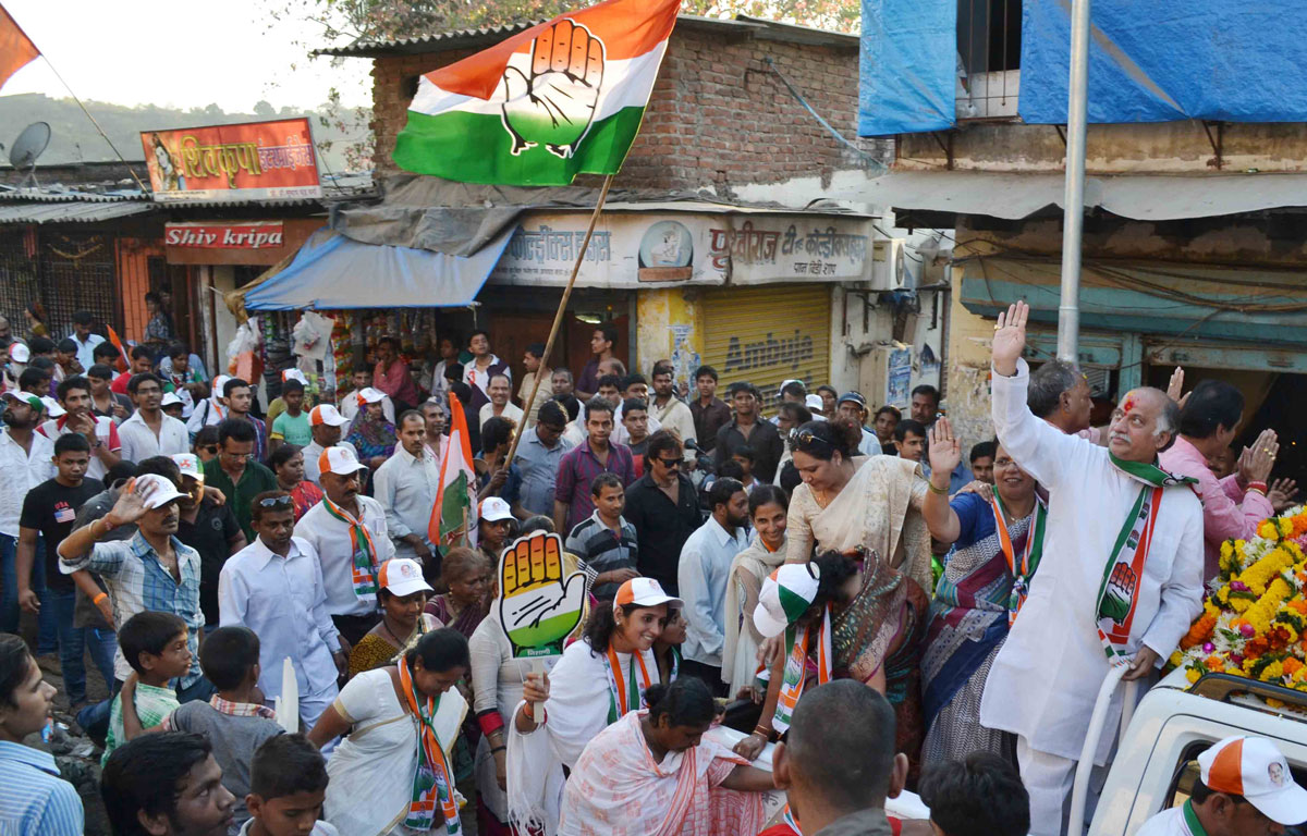 AICC Gen. Secretary & MP. Gurudas Kamat Campaigning Rally for MP Election at Malad.