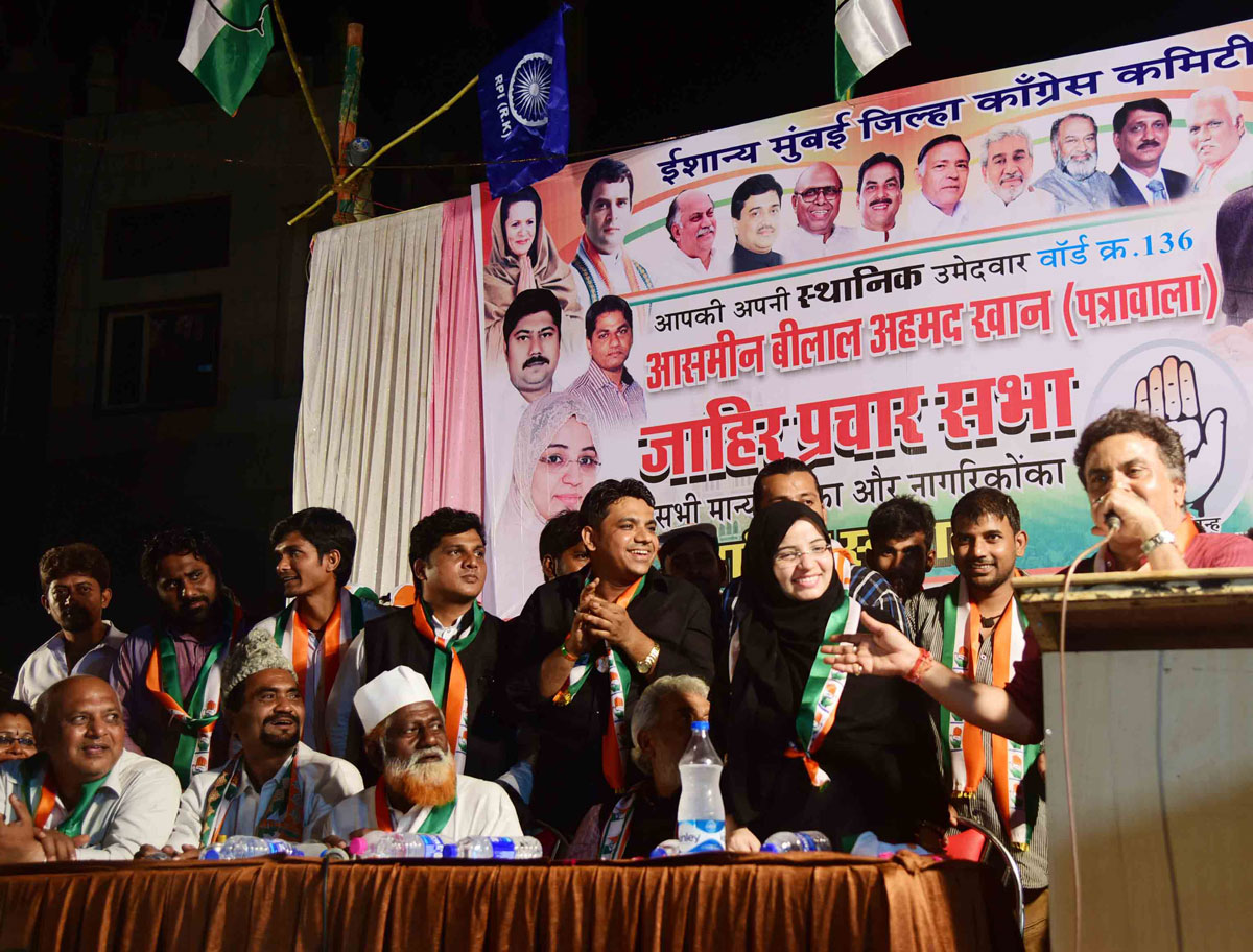 Congress Party Leader MRCC Presient Sanjay Nirupam during Election Campaign at Shivaji Nagar Govandi.