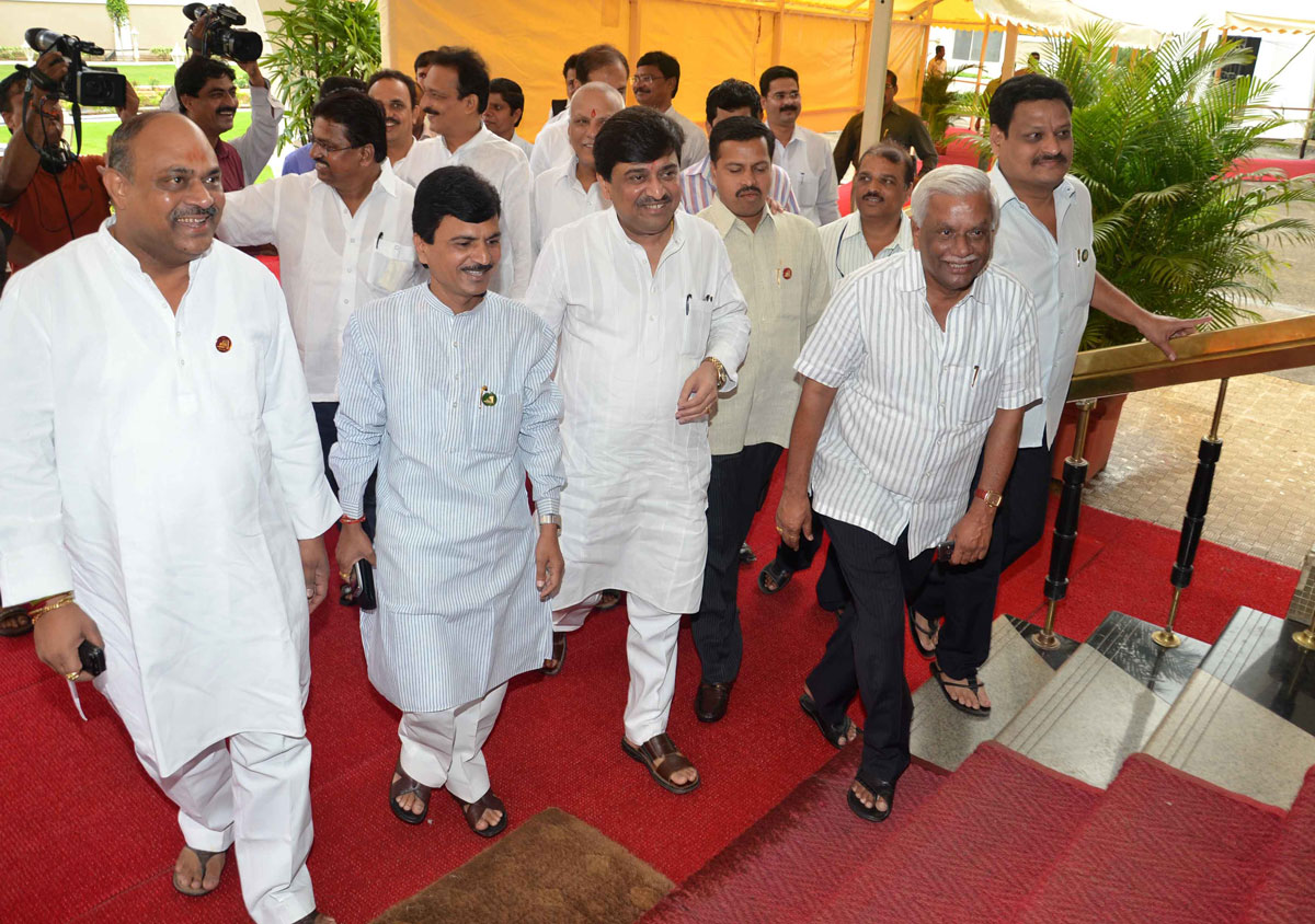 EX CHIEF MINISTER ASHOK CHAVAN WITH SUPPORTERS MLA AT VIDHAN BHAVAN.