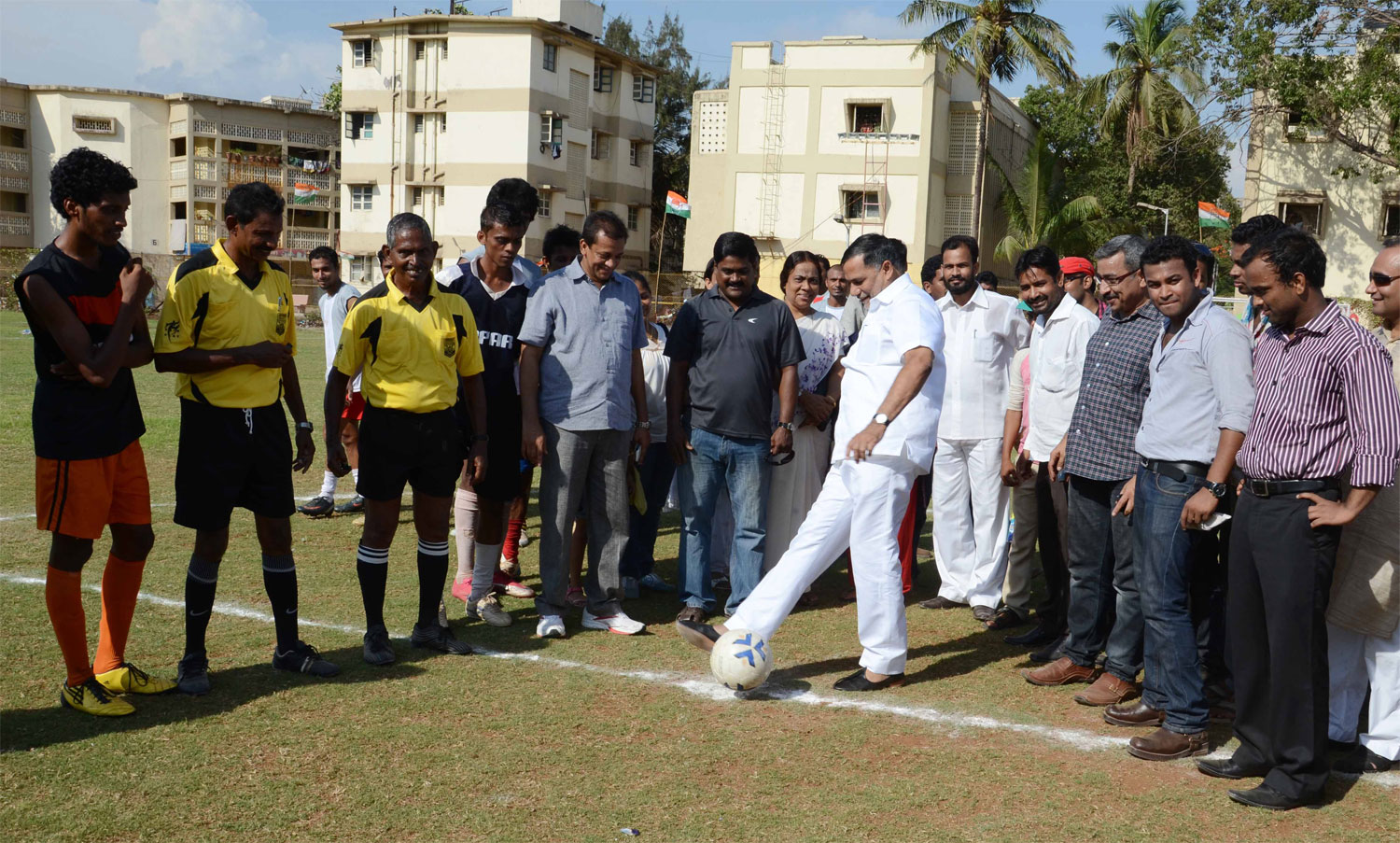 MRCC PRESIDENT & MLA  KRIPASHANKAR SINGH IN FOOTBALL TOURNAMENT AT  KALINA .