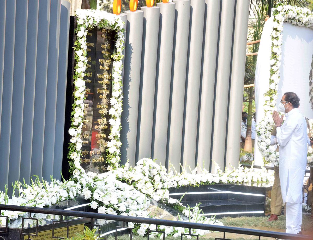 Pay Homage to the soldiers who were martyred in the 26/11 terror attack on Mumbai.