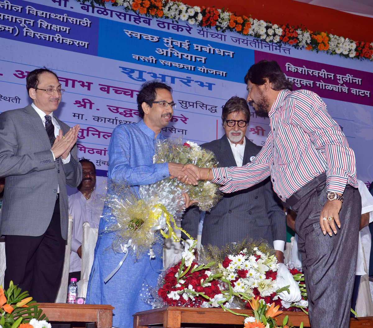 SHIVSENA PRAMUKH LATE BALASAHEB THAKARE BIRTH ANNIVERSARY AT MATOSHRI.