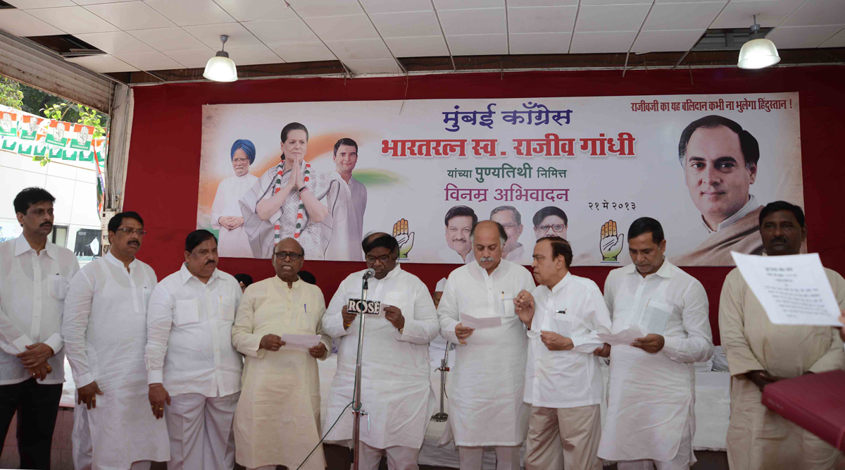 MUMBAI CONGRESS PAYING TRIBUTE TO LATE PRIME MINISTER RAJIV GANDHI ON HIS DEATH ANNIVERSARY AT MRCC RAJIV GANDHI BHAVAN AZAD MAIDAN.
