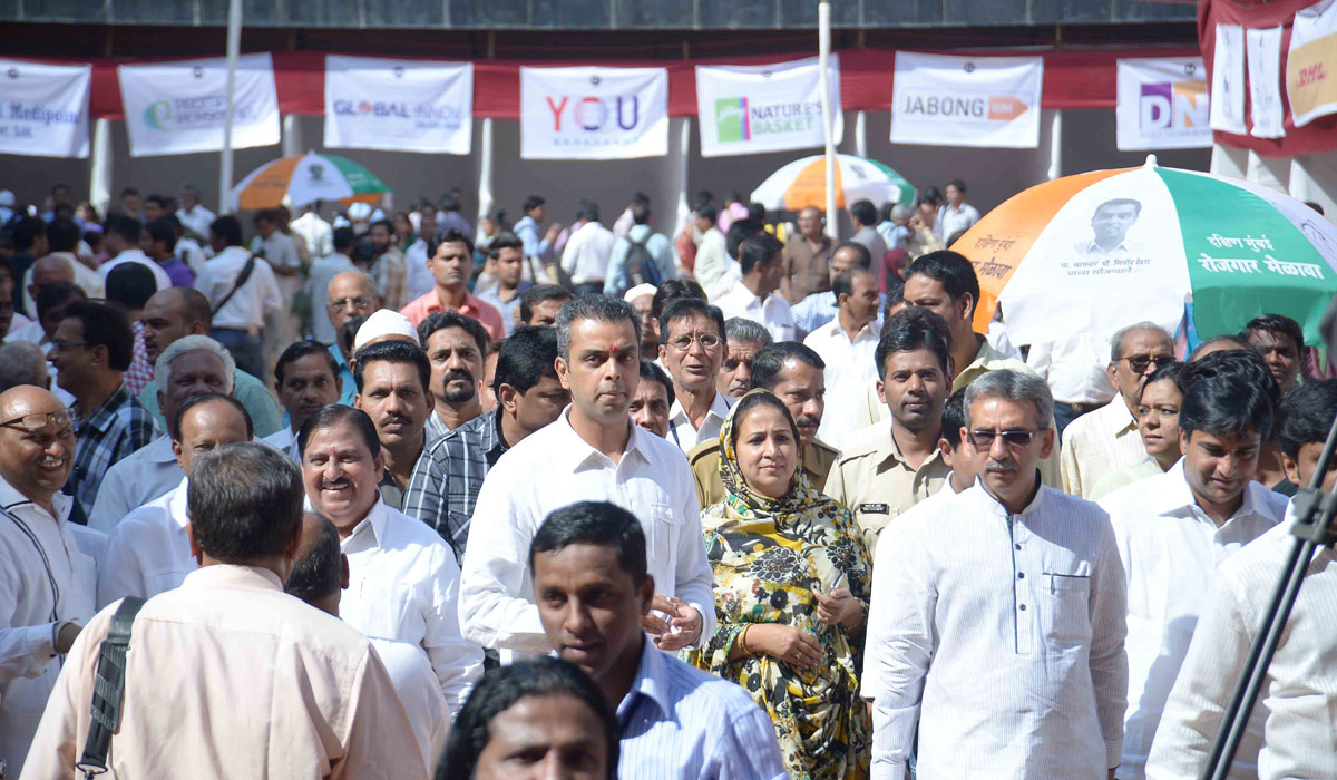 MP.Milind Deora in Job Fair Organized By Sparsh at Nagpada Saboo Siddik Polytechnic College.