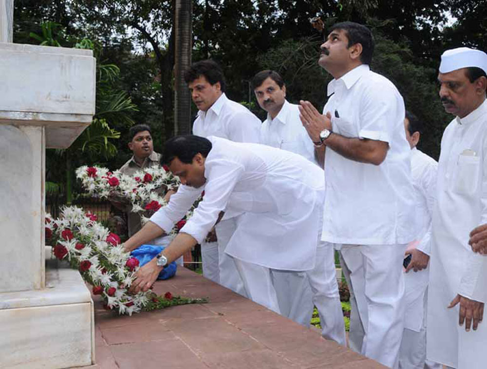 NCP LEADER'S PAYING TRIBUTE TO "KRANTI STAMBHA" ON THE OCCASION "KRANTI DIN" AT GOWALIA TANK MAIDAN IN MUMBAI.