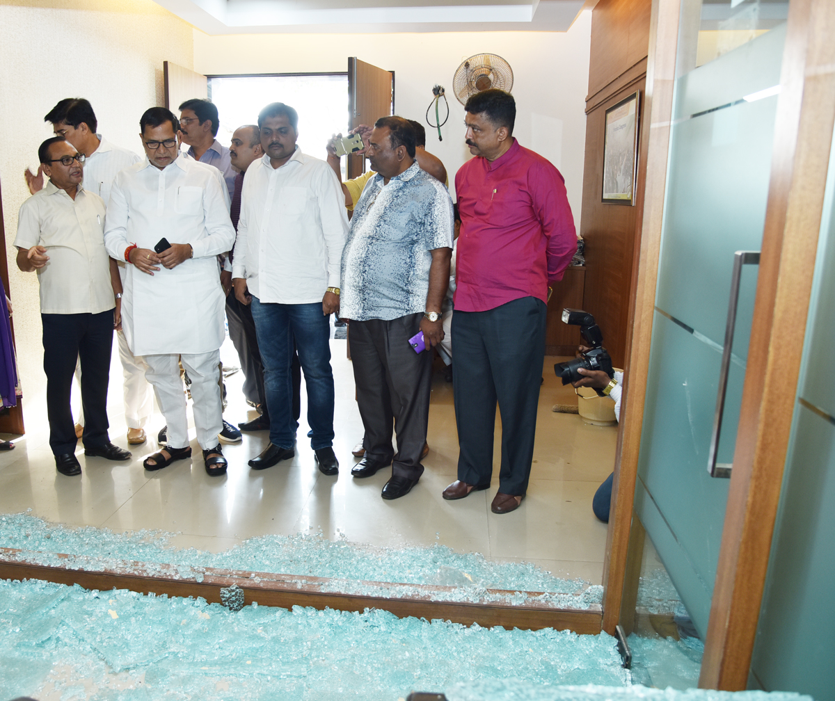 Congress Party Leader visit Mumbai Congress office after Attack on Mumbai Congress Office Rajiv Gandhi Bhavan by MNS Party Workers at Azad Maidan CST Mumbai.