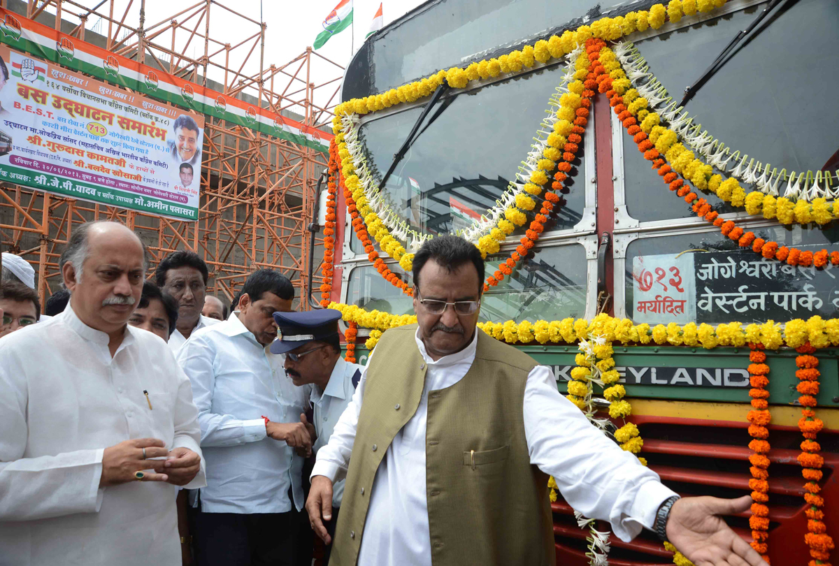 AICC GEN.SEC.& MP.GURUDAS KAMAT TO INAUGURATE B.E.S.T BUS 713 SERVICE AT JOGESHWARI STATION WEST.