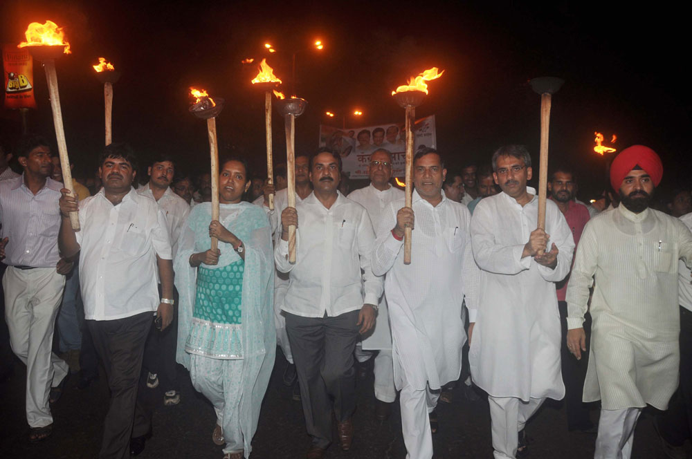 TRIBUTE TO 26/11 MARTYRS BY MUMBAI CONGRESS AT POLICE GYMKHANA.