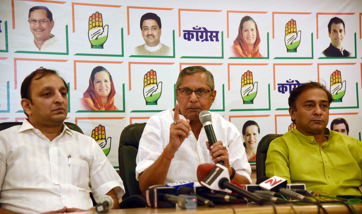MPCC Observer Congress Party Senior Leader Mohan Prakashji Press Conference at Gandhi Bhavan.