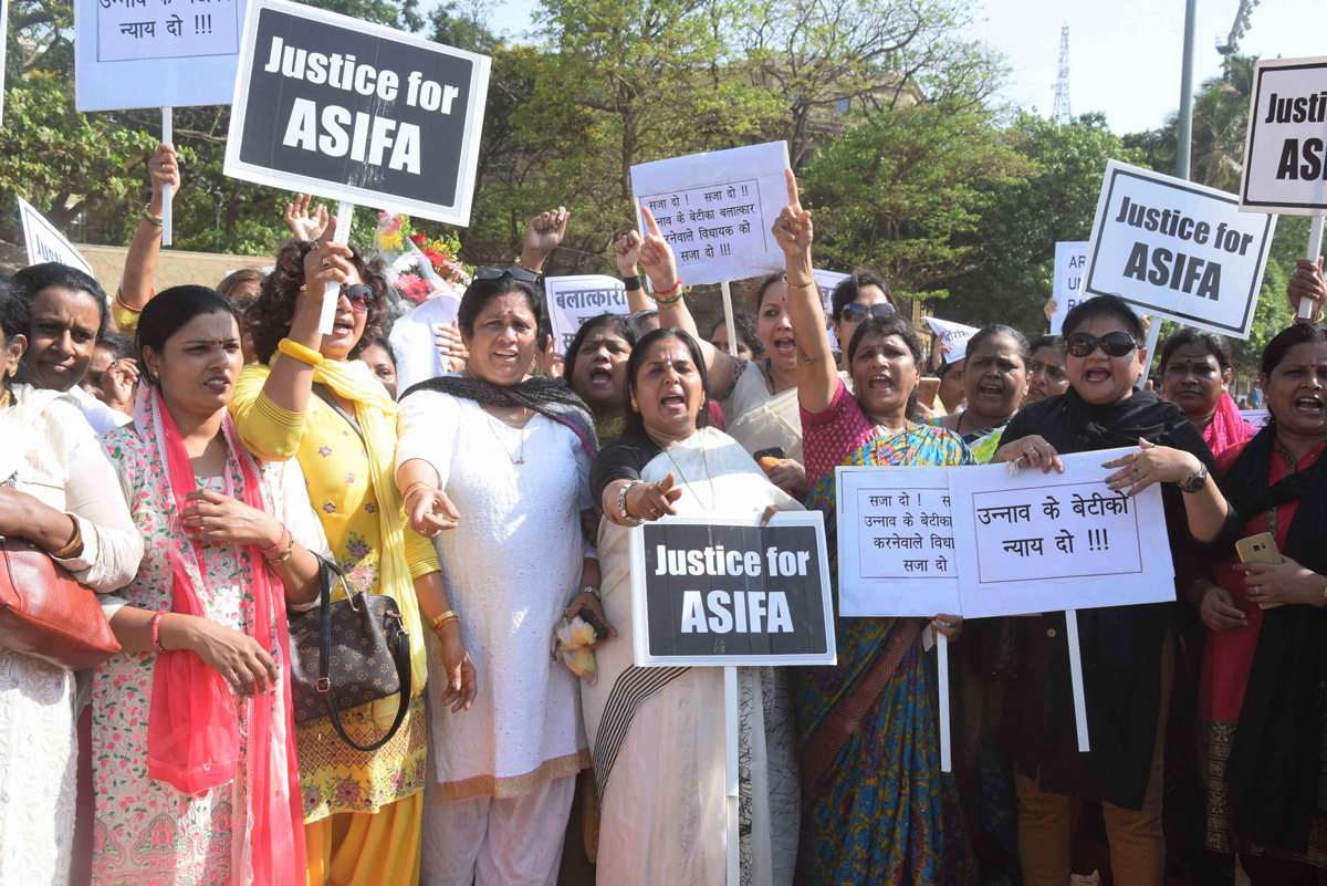 Mumbai Mahila Conngress Protest at Aazad Maidan.