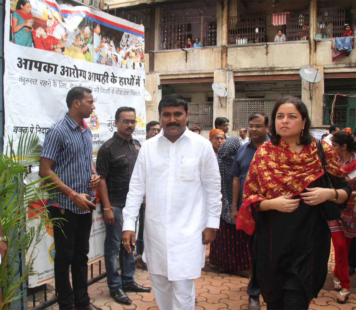 " FREE MEDICAL CAMP" AT NAGPADA BY ALL INDIA CONGRESS PARTY & BMC ORGANISER CORPORATER MANOJ JAMSUTKAR.