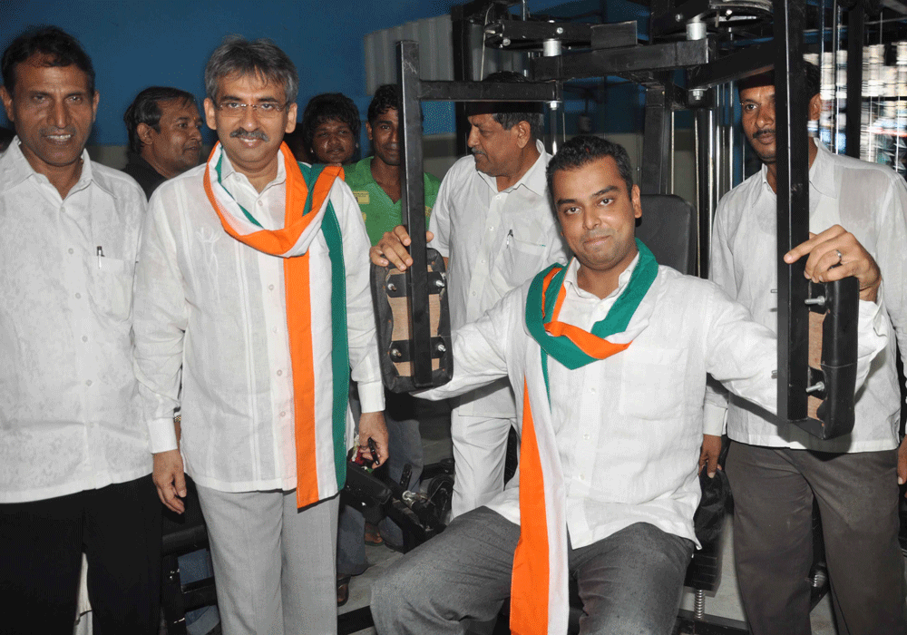 MP.MILIND DEORA & MLA. AMIN PATEL.