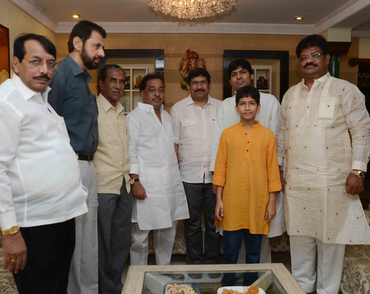 MINISTER NARAYANRAO RANE AT SWANAND.